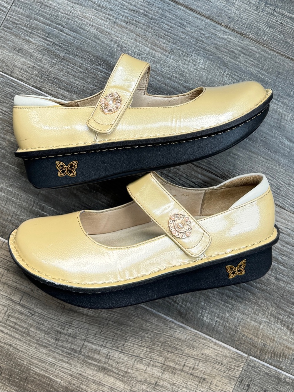 Alegria Cream Patent Mary Jane Platform Clog